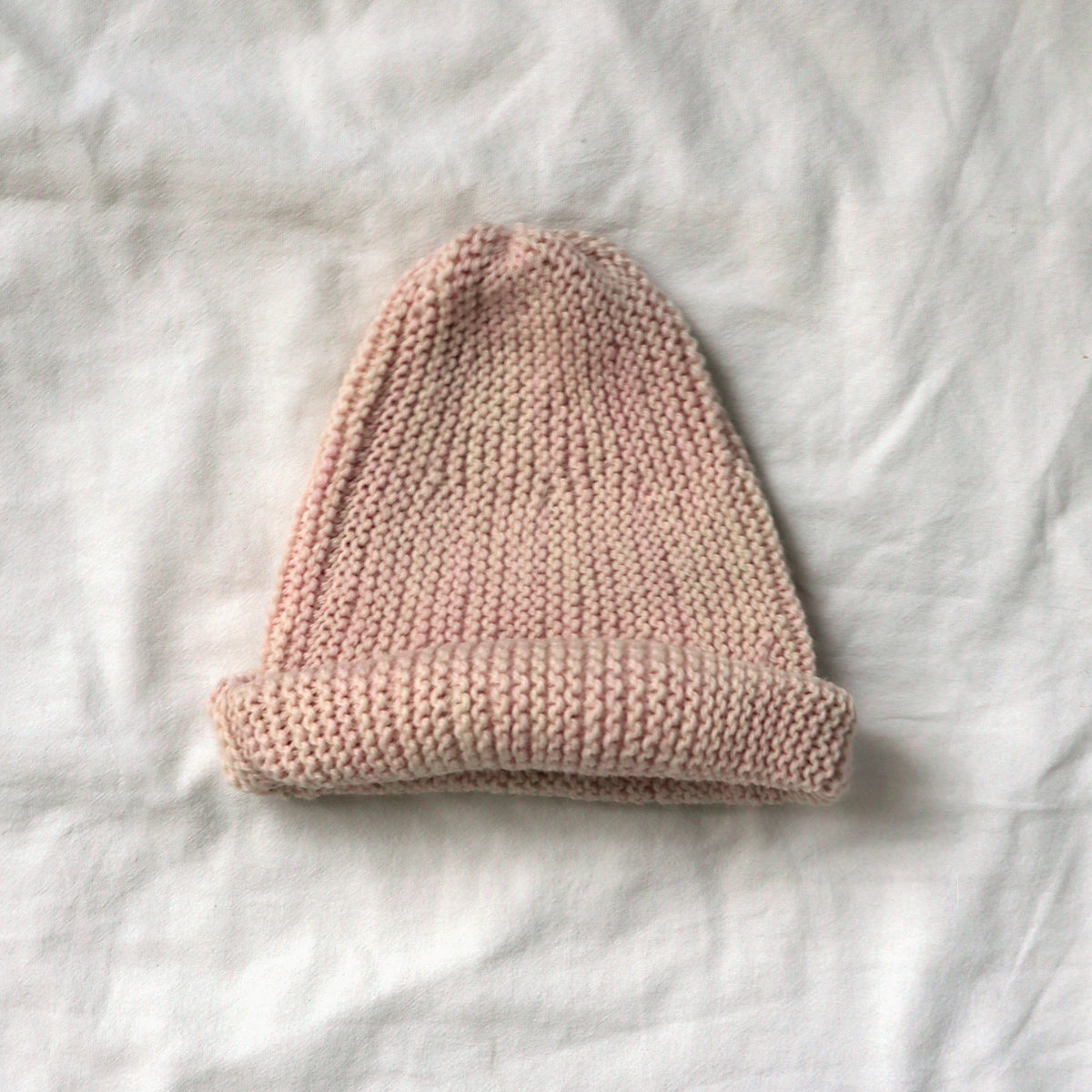 WES hat. SUBTLE PEARL. 2-4y